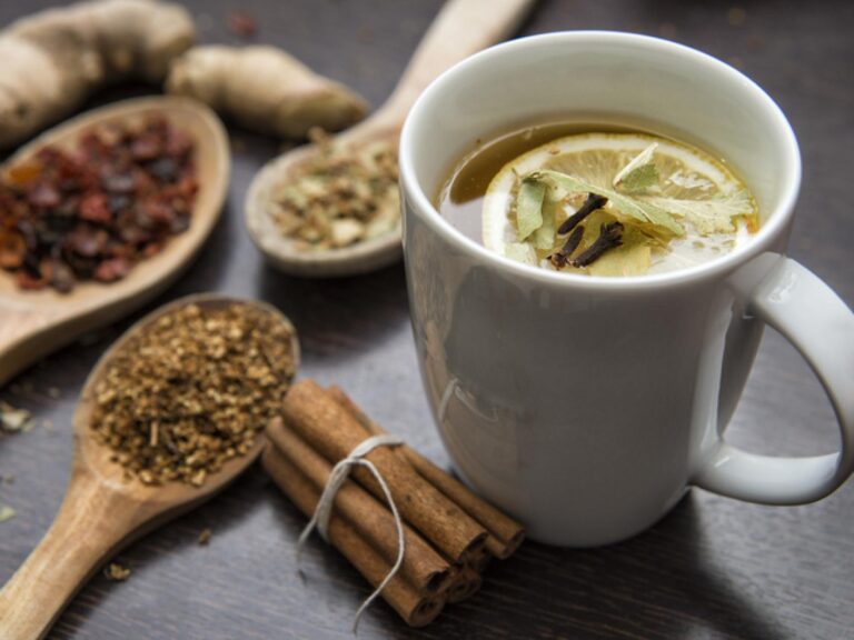 Té para bajar colesterol y triglicéridos: tipos efectivos