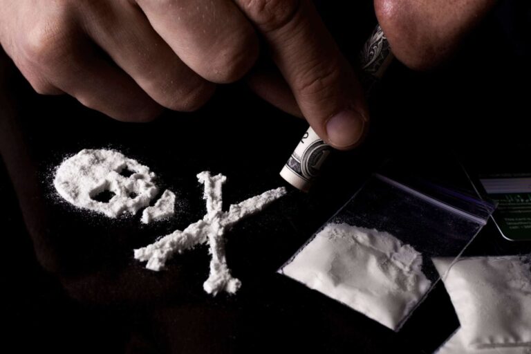 Cocainas droga: ¿Qué es y cuáles son sus efectos?